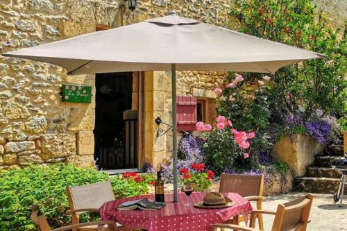 La Forge, Le Banquet aux Eyzies