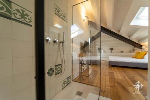 A bathroom at Suite Elios Ortigia