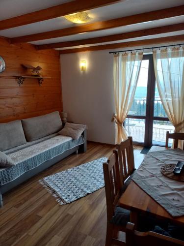 Posedenie v ubytovaní apartament simonka z jacuzzi zawoja