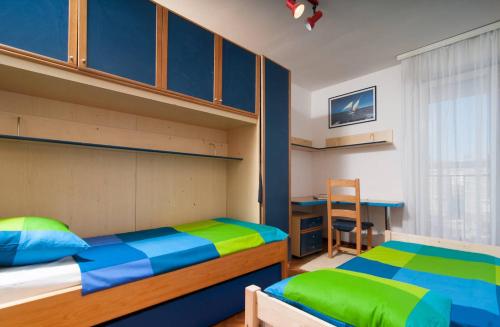 Apartment Definis