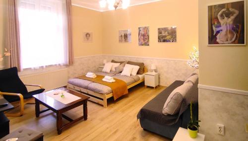Center Apartman Szeged 6724 Szeged, 4 Boros József utca földszint 2 kép - 3