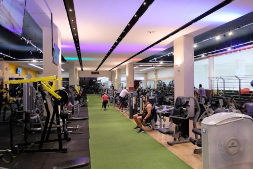 Fitness centrum a/nebo fitness zařízení v ubytování House Inn Hotel - Anashopping
