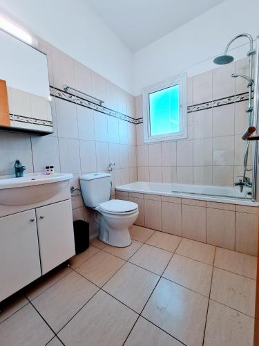 Foto Villa Alkioni 31 with Pool and Jacuzzi 3