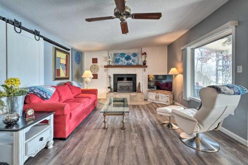 Lakefront Vacation Rental with Deck and 2 Docks!