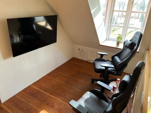 Lake View Apartmentにあるテレビまたはエンターテインメントセンター