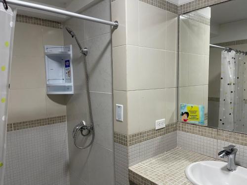 Un baño de 16 Dpto con inmejorable ubicación en Miraflores
