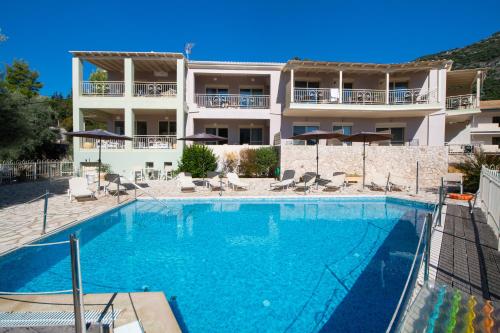 Πισίνα στο ή κοντά στο Rouda Village