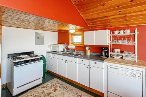 Harbor Cottage – Photos 4