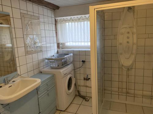 Ένα μπάνιο στο Le petit cottage