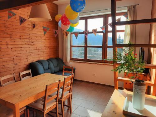 Posezení v ubytování Velký apartmán Cihlarka