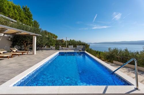 Villa Dream with private pool, 2 bedrooms with en-suite bathrooms, sea view