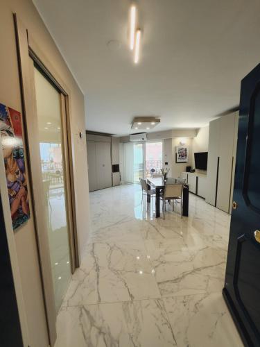 Exclusive Panoramic Sea View in Victoria Beach
