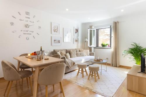 Posezení v ubytování one bedroom Cascais historic center Nomad Dreams N 3