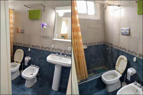 baño con 2 aseos y lavamanos en Departamento 2 ambientes céntrico, para 3 personas en Mar del Plata