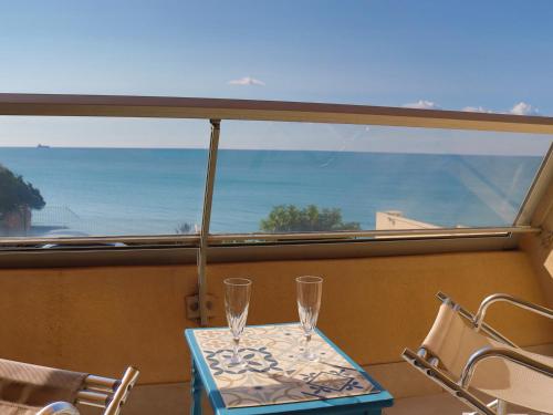 Studio climatisé avec parking, en front de mer à Sète - FR-1-472A-265