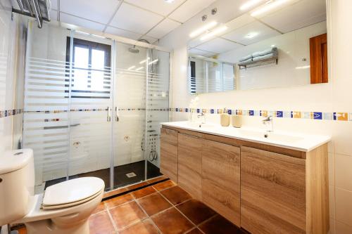 Sauna, 3 bedroom apartment by 10ToSea