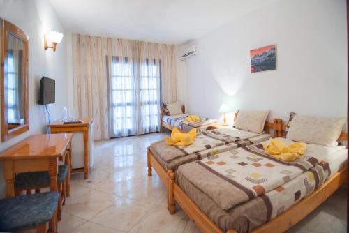 Afbeelding uit fotogalerij van Hotel Stefanov 1 in Lozenets