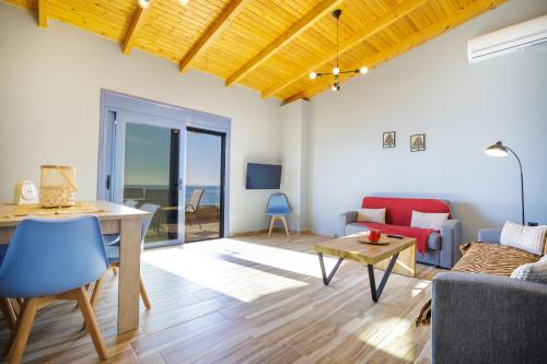 Gallery image of Maritinas Apartment Sea View - Happy Rentals in Katakolon