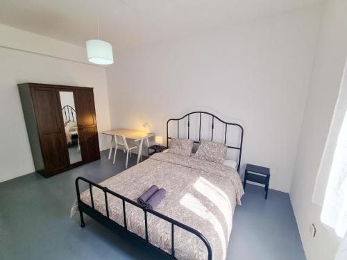 Кровать или кровати в номере Mountains Retreat Rooms & Suites