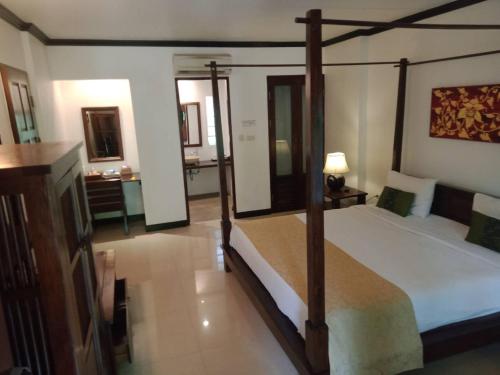 Postel nebo postele na pokoji v ubytování Seashell Resort Koh Tao-SHA Plus