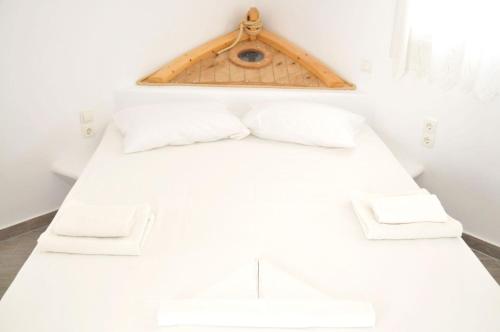 Gallery image of Alexandros Mykonos in Klouvas