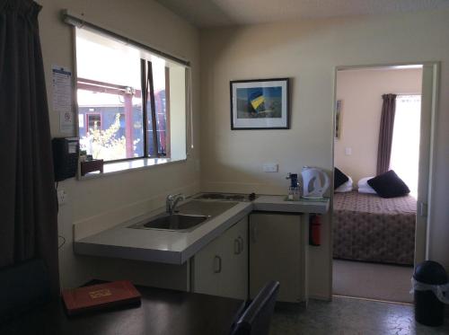 Gallery image of ASURE Kapiti Court Motel in Paraparaumu Beach