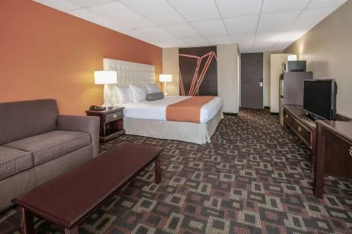 Howard Johnson by Wyndham Oklahoma City OKC Airport, Fairgrounds, I40 in Oklahoma City