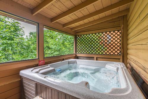 Mynd úr myndasafni af The Best of Times, The Gateway to Paradise! í Pigeon Forge