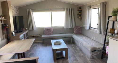 Modern 3 bed Caravan at Lyons Robinhood in Rhyl