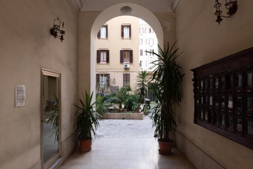 Photo de la galerie de l'établissement White Home Suite and Rooms, à Rome