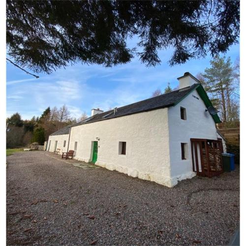 Achluachrach Cottage No 3