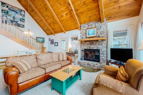 Mountain Vista, Laurel Valley – Photos 2