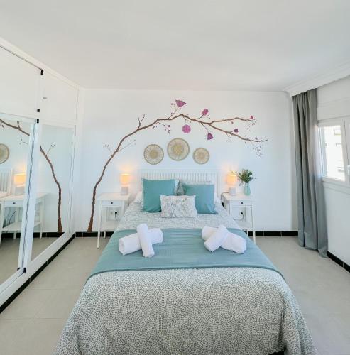 Beautiful sea views apartment Pool & Beach