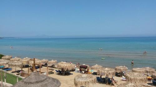 Lithos stone house (Ionio holidays)