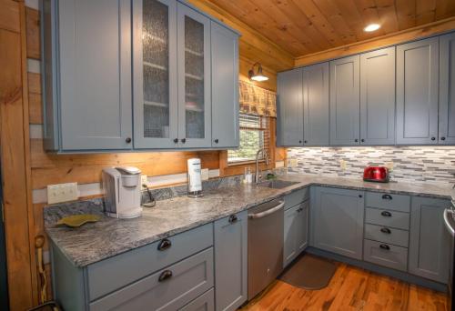 Boulder Falls Retreat – Photos 4