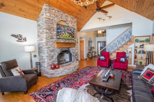 Mile High Lodge – Photos 5