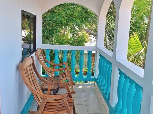 Ein Balkon oder eine Terrasse in der Unterkunft Los Delfines Hotel & Dive Center