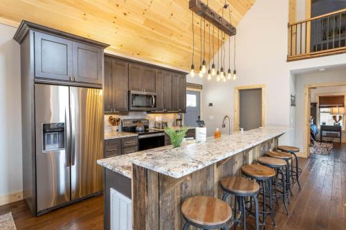 Stone Creek Cabin – Photos 2