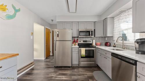 VI121 Edna Avenue – Photos 3