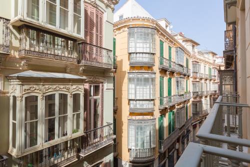 Balcones de Larios: Beautiful balconies next to Plaza de la Constitución