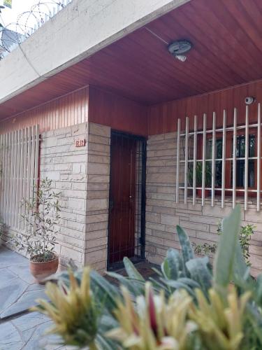 Το κτήριο όπου στεγάζεται  το διαμέρισμα