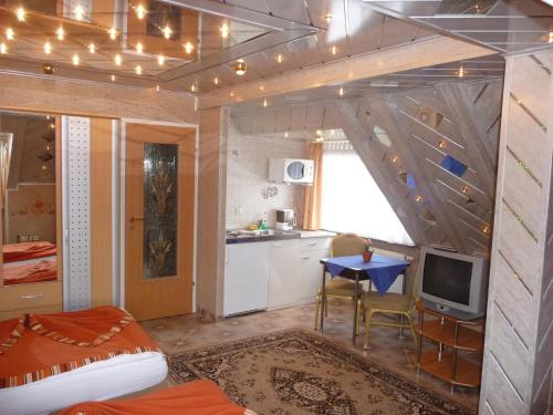Postel nebo postele na pokoji v ubytování Central Hotel
