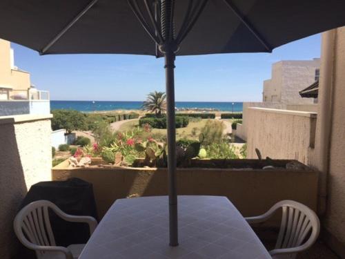 Bel appartement 3 pièces - 6 pers - Accès plage direct - Parking - TV/Lave-vaisselle/Lave-linge - FR-1-81-273