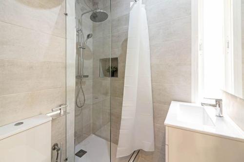 Kúpeľňa v ubytovaní Arriola B FreshApartments
