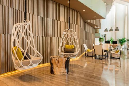Le Royal Meridien Beach Resort & Spa Dubai Image