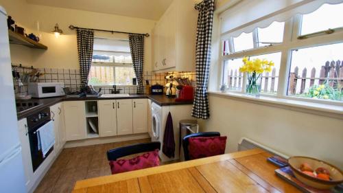 Crombie Cottage – Photos 2