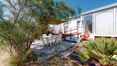 Coucher de soleil proche de la mer