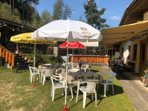 Nice Apartment in Toblaten with Shared Garden