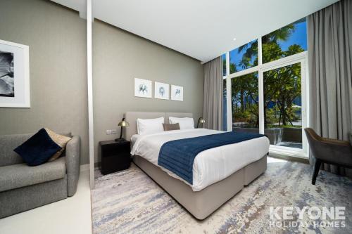 Postel nebo postele na pokoji v ubytování Sleek & Modern Studio in Business Bay 2