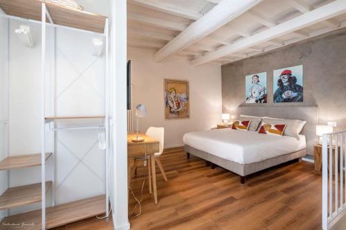 FLO Florence Loft